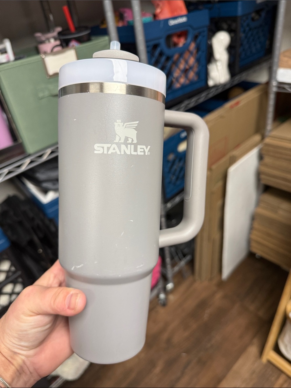 - 30oz gray color Stanley flowstate quencher tumbler with straw lid